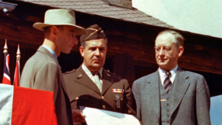 Oppenheimer receiving award